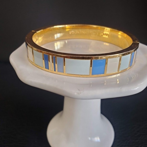 Kate Spade Work Wonders Blue & White Enamel Gold Plate Hinged Bangle Bracelet - Picture 2 of 8